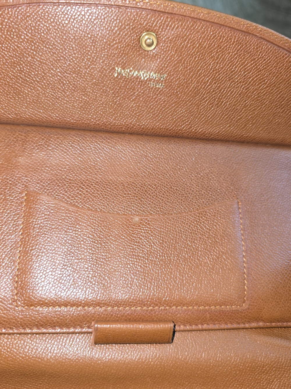 Yves Saint Laurent Vintage Tan Leather Wallet - Picture 11 of 14